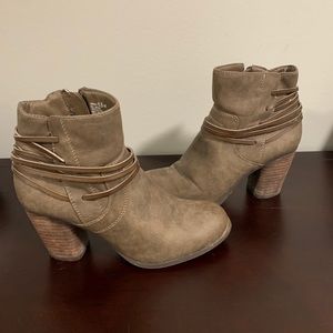 Steve Madden denice bootie